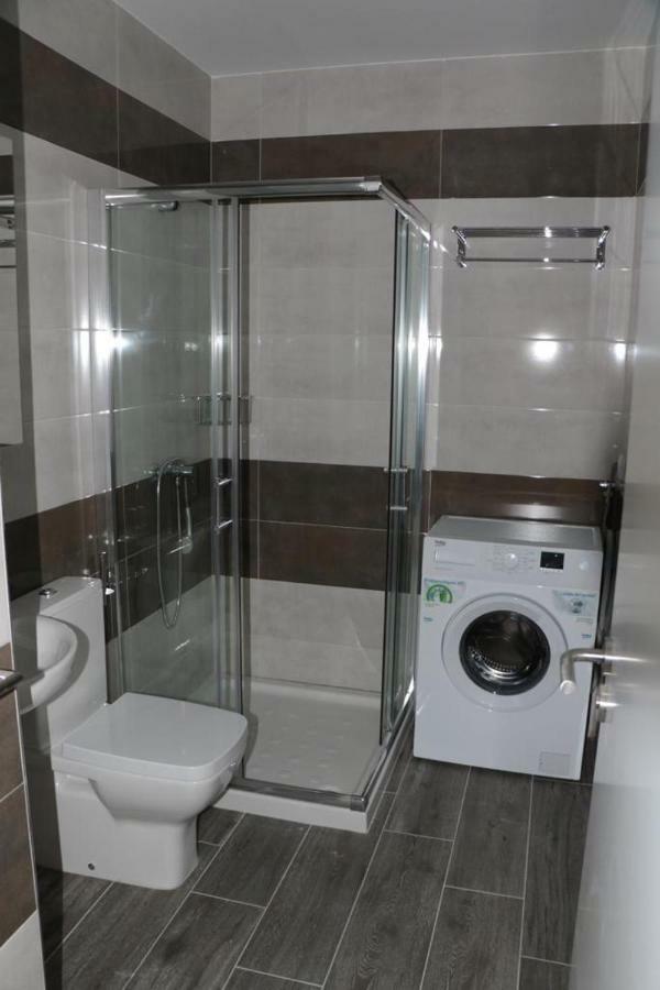 Apartamentos Credencial Sarria Esterno foto